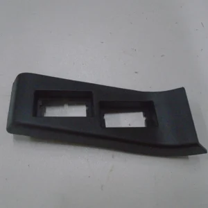 Ramka panelu przełączników szyb lewa Renault Master II OEM 8200110319